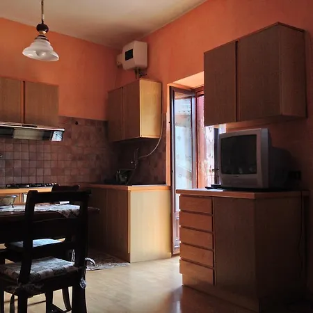 아파트 La Tana Del Lupo