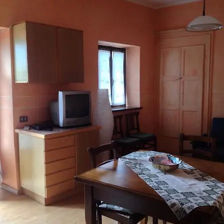 La Tana Del Lupo 엔트라크