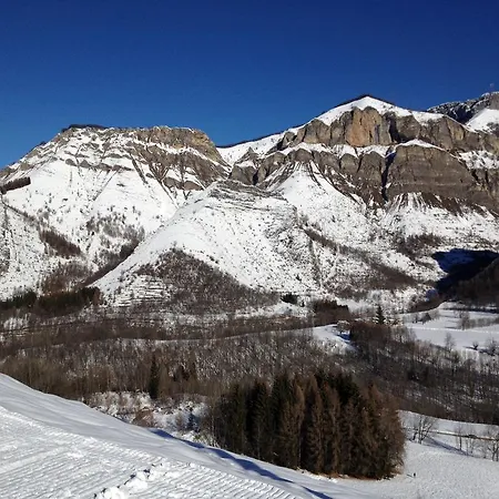 아파트 La Tana Del Lupo