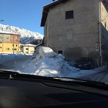 La Tana Del Lupo 아파트 엔트라크